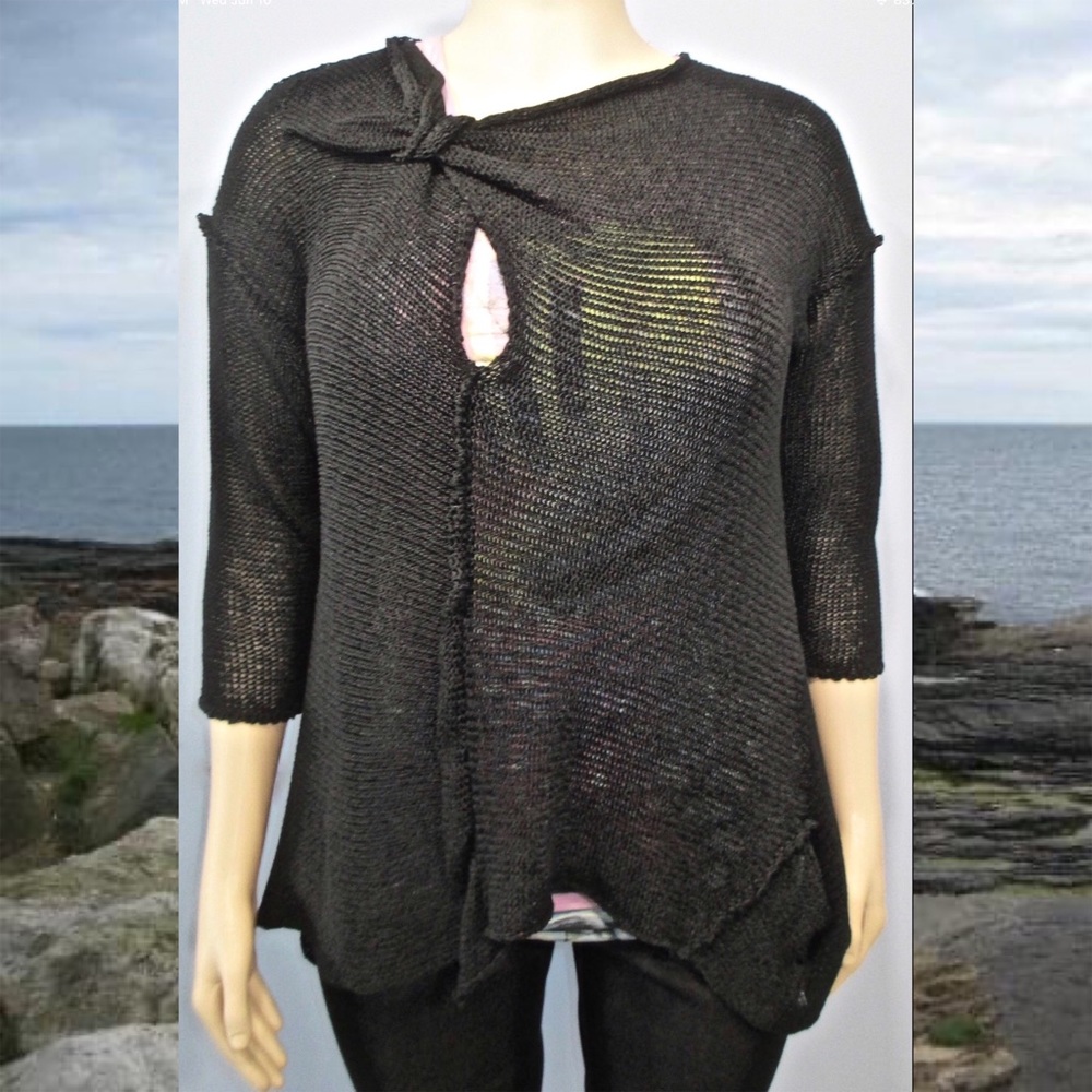 B & K Zuza Lace Pearl Avenue Overlay in Black
